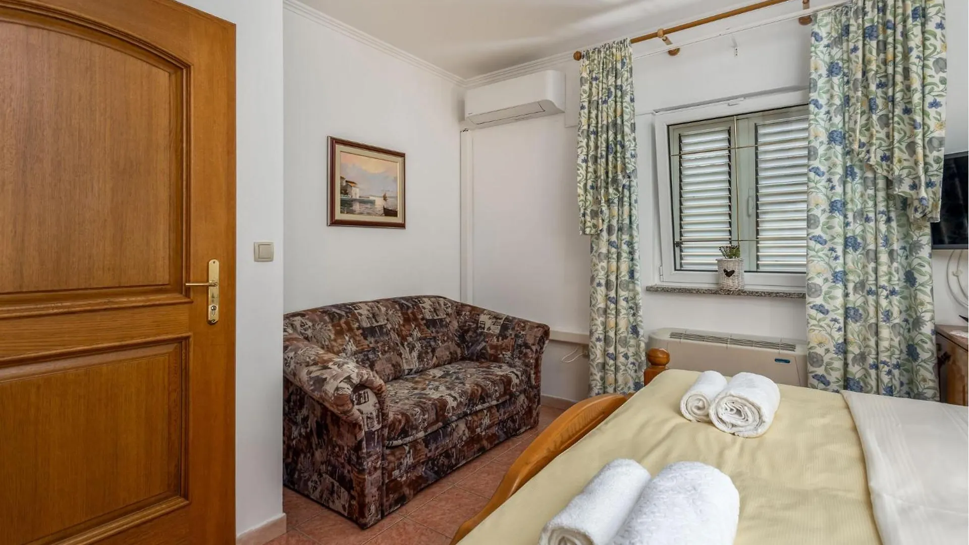 Amazing Apartment In Selce With Wifi