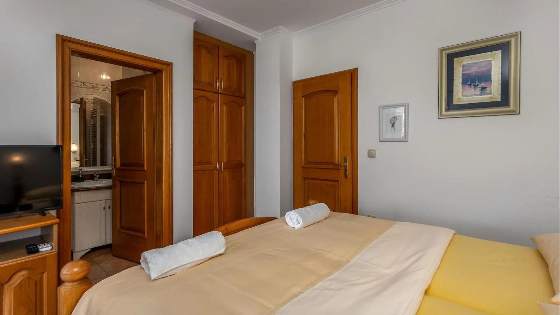 Amazing Apartment In Selce With Wifi 0*,