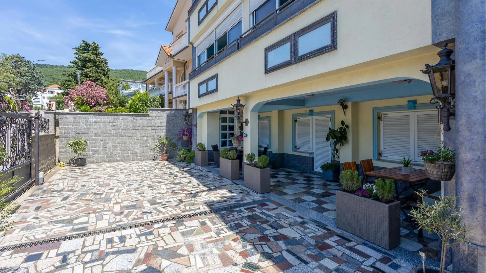 Amazing Apartment In Selce With Wifi
