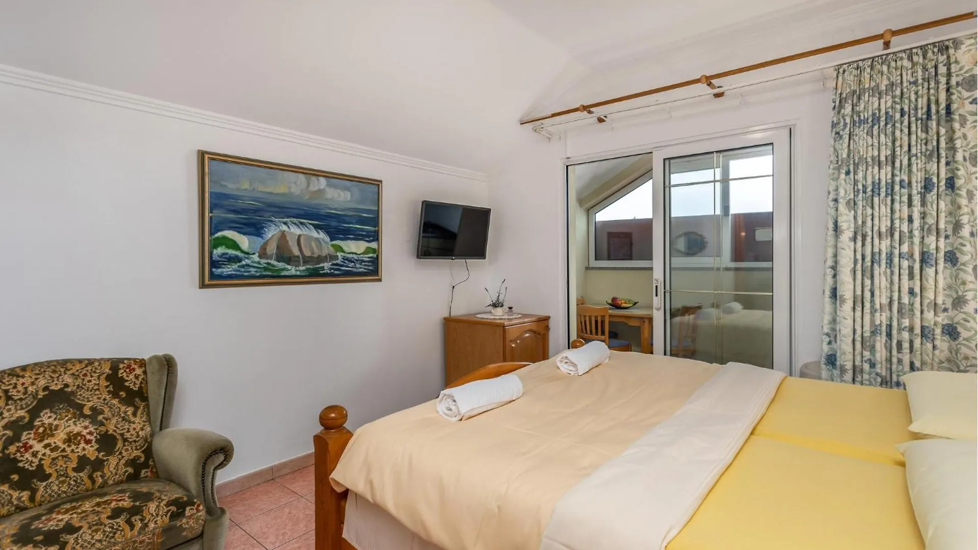 Amazing Apartment In Selce With Wifi