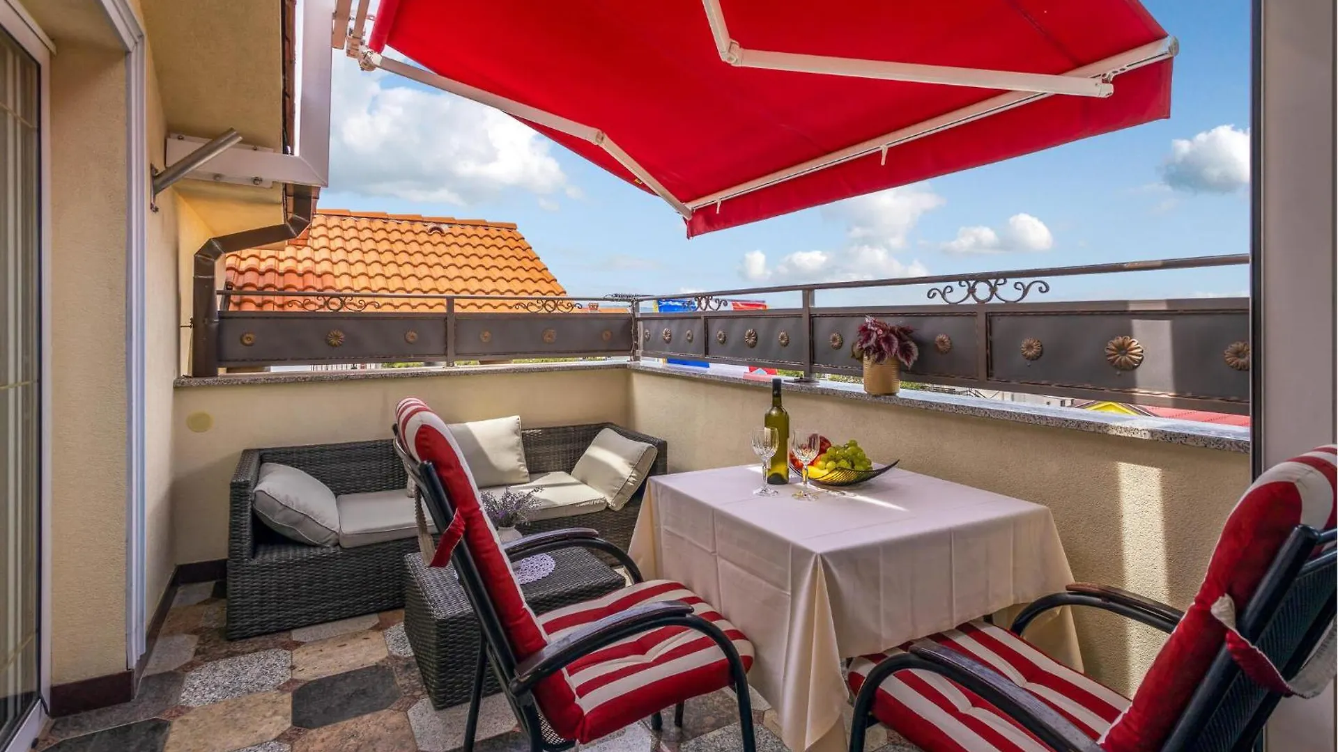 Amazing Apartment In Selce With Wifi